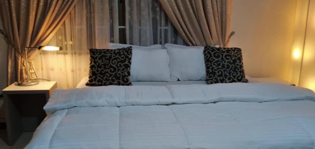 Fresh Air Lodge Sakumono Экстерьер фото
